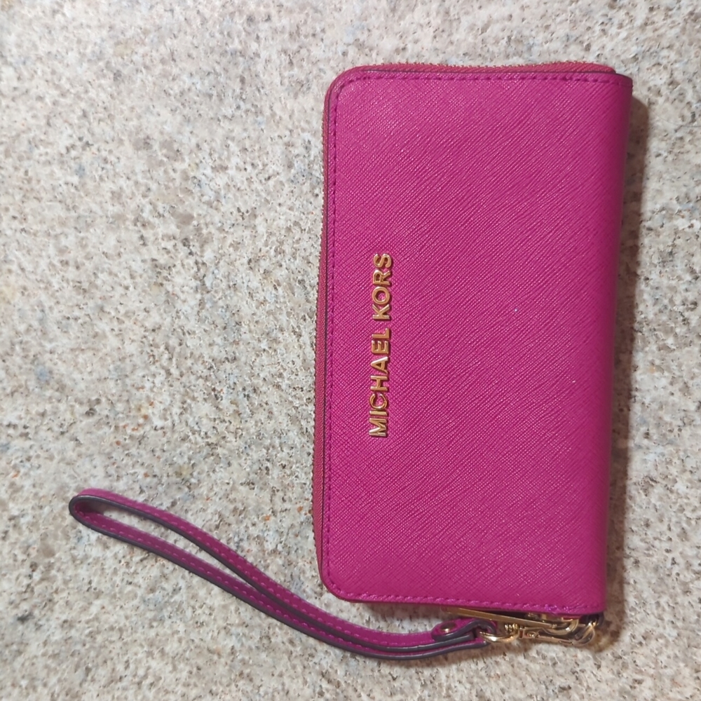 Michael Kors Jet Set Wallet